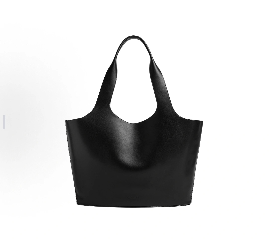 MOMO-- V595t1 778307V3LH18803 high quality version cowhide item:E-B100B2707