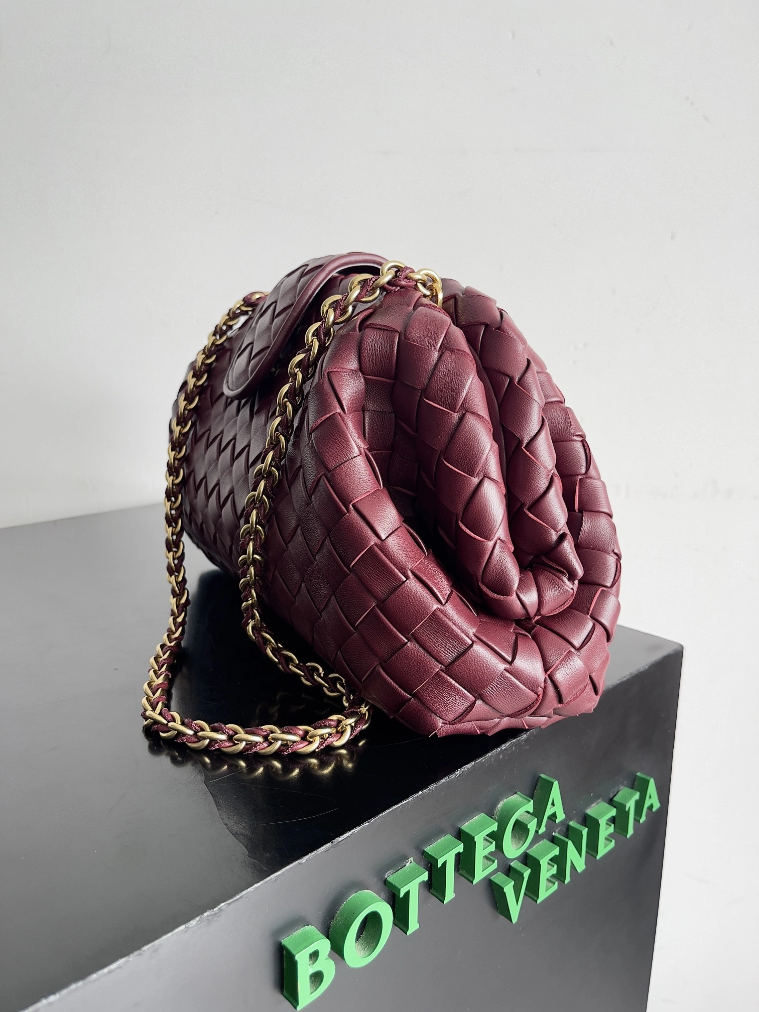 MOMO-- V595t1 785807V40Z12250 high quality version LAUREN CLUTCH item:E-B100B2731