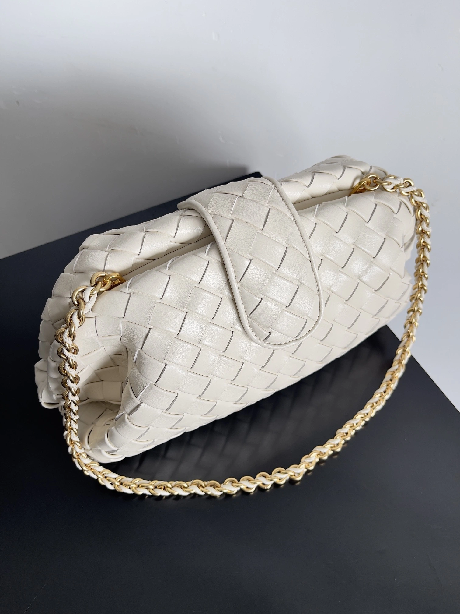MOMO-- V595t1 785807V40Z19277 high quality version LAUREN CLUTCH item:E-B100B2730