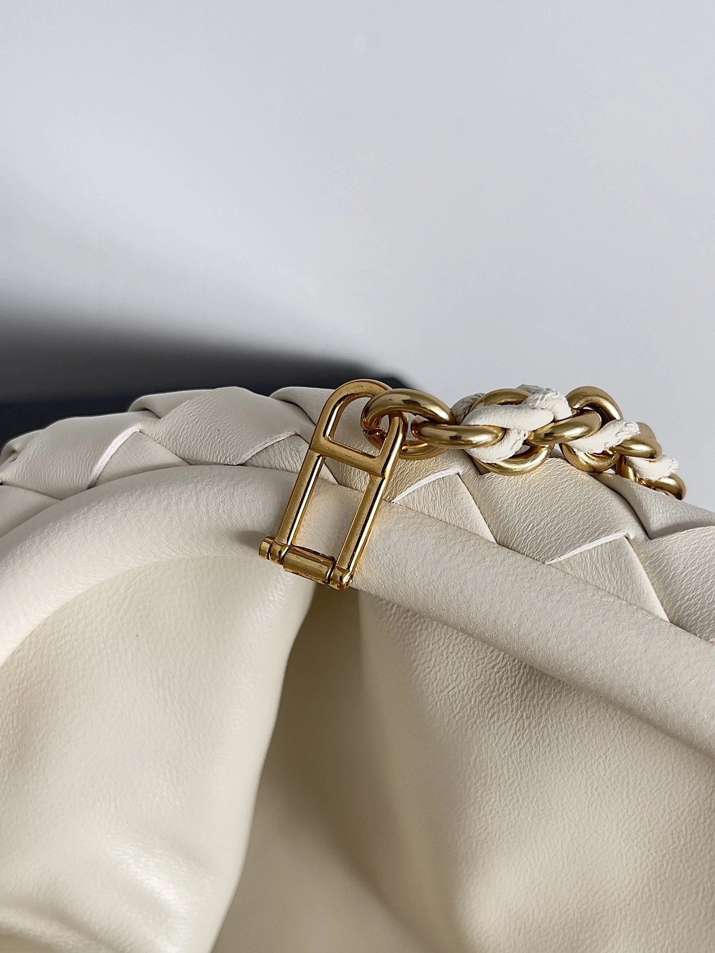MOMO-- V595t1 785807V40Z19277 high quality version LAUREN CLUTCH item:E-B100B2730