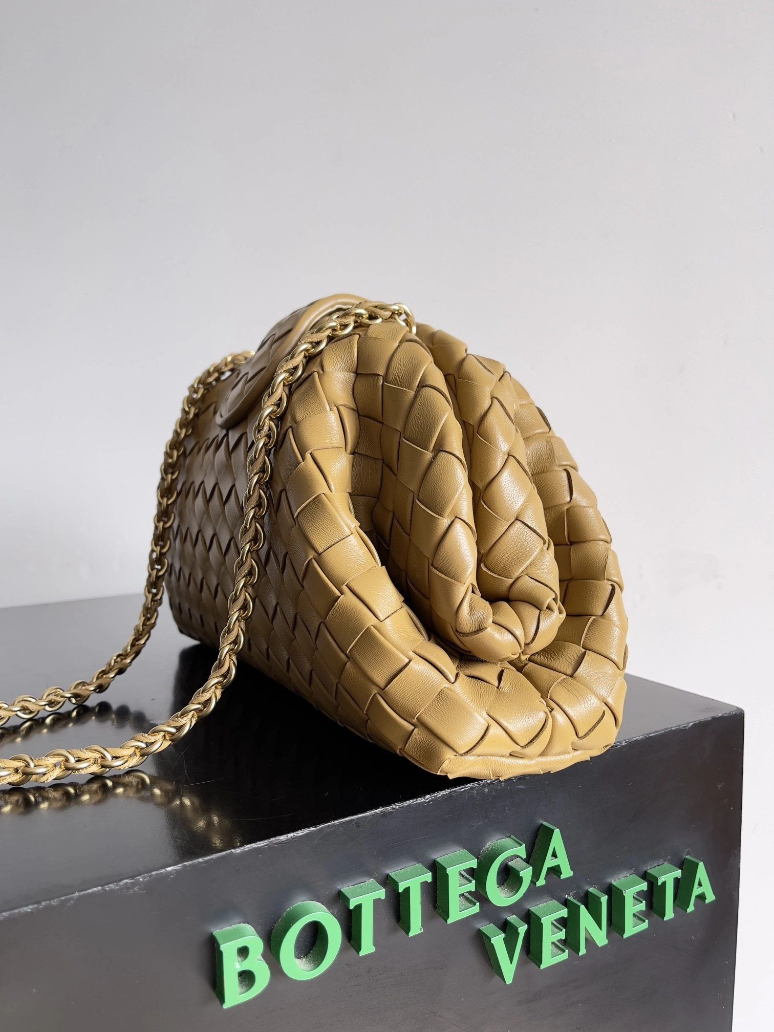 MOMO-- V595t1 785807V40Z19893 high quality version LAUREN CLUTCH item:E-B100B2728