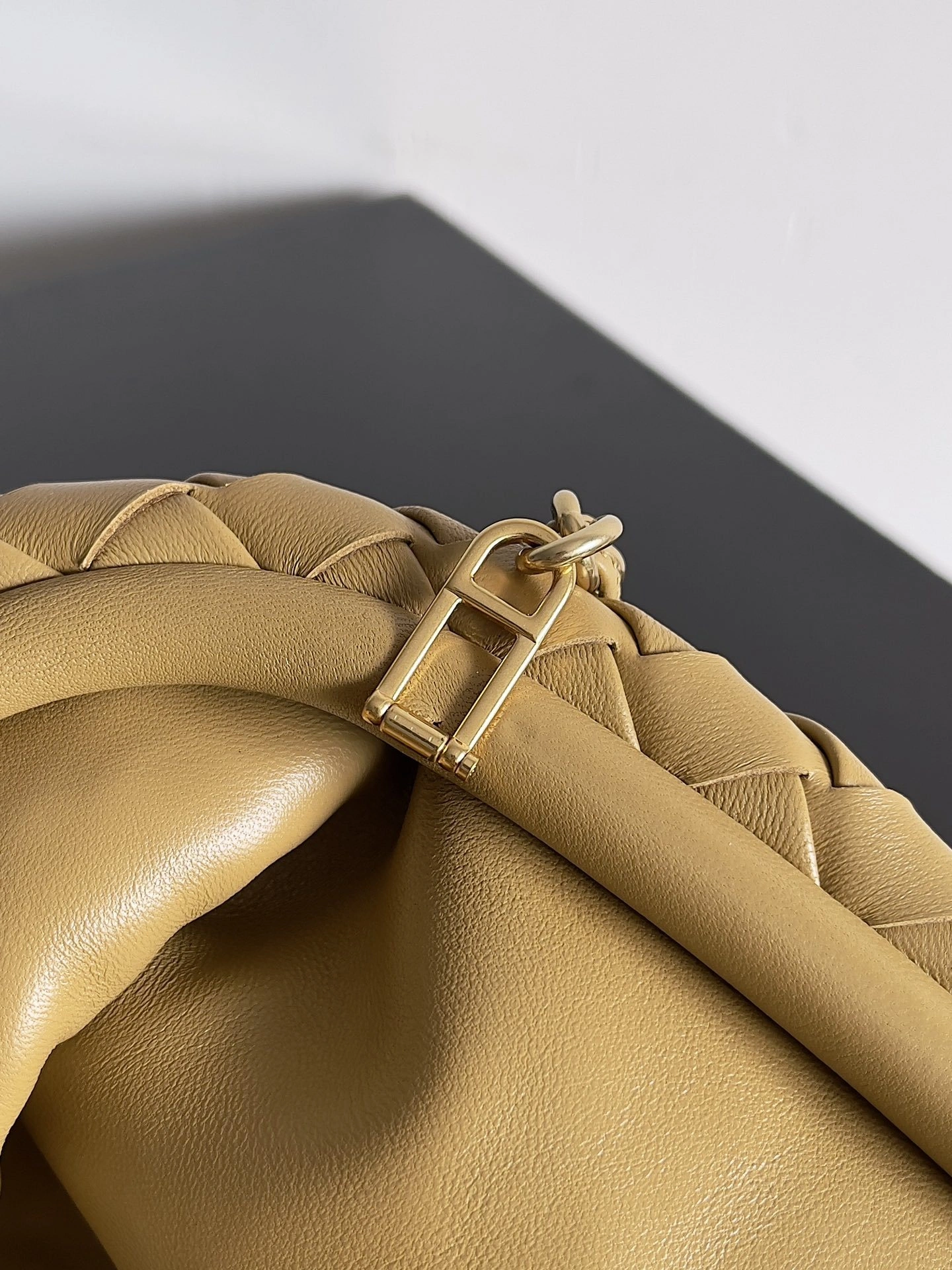 MOMO-- V595t1 785807V40Z19893 high quality version LAUREN CLUTCH item:E-B100B2728