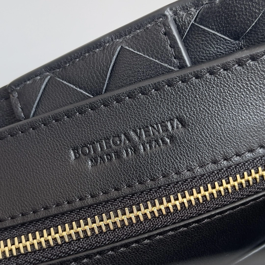 MOMO-- V595t1 786008VCPP11019 high quality version Andiamo item:E-B000A0947