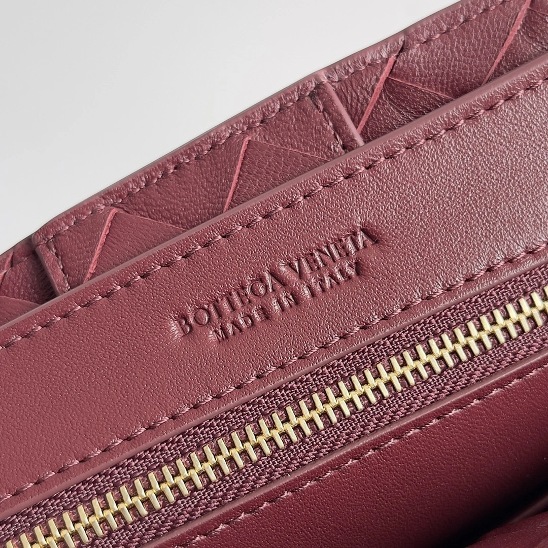 MOMO-- V595t1 786008VCPP12129 high quality version Andiamo item:E-B063A0948