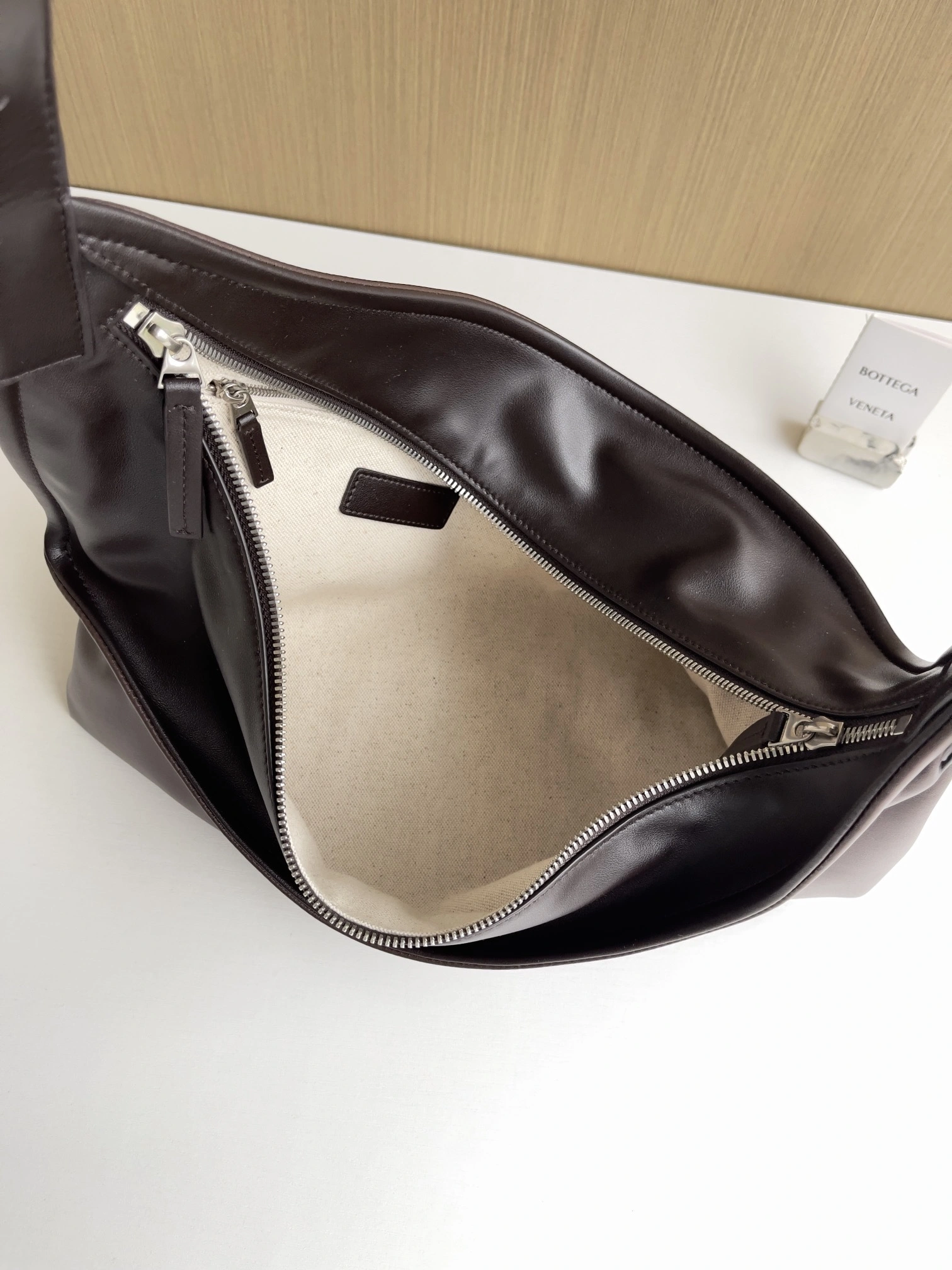 MOMO-- V595t1 787117V3BG12315 high quality version cowhide item:E-B000A0802