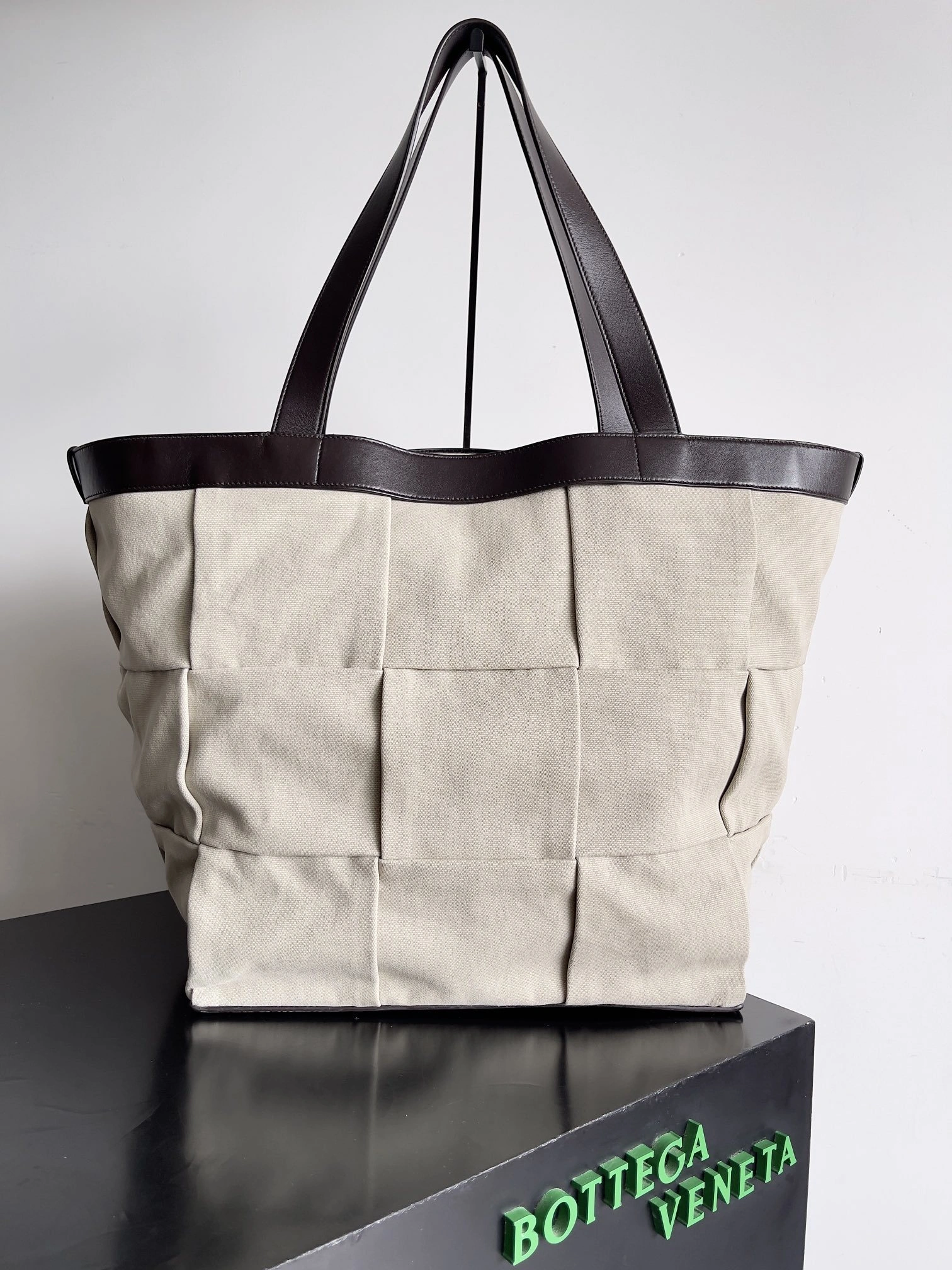 MOMO-- V595t1 787419V44J12887 high quality version cowhide tote item:E-B063A0847