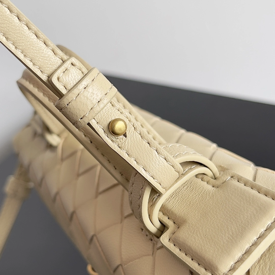 MOMO-- V595t1 789109V3IV19307 high quality version item:D-B063I0929
