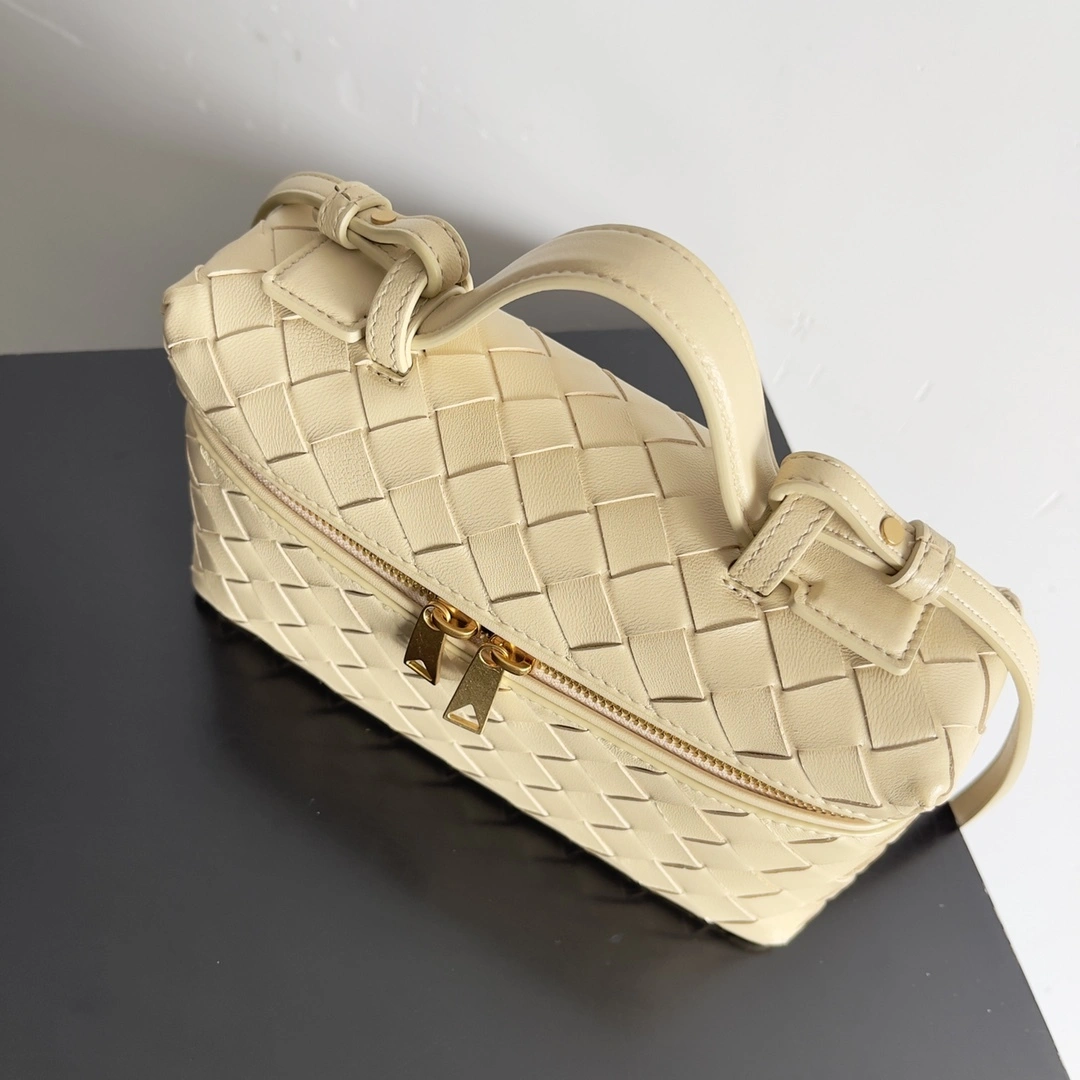 MOMO-- V595t1 789109V3IV19307 high quality version item:D-B063I0929