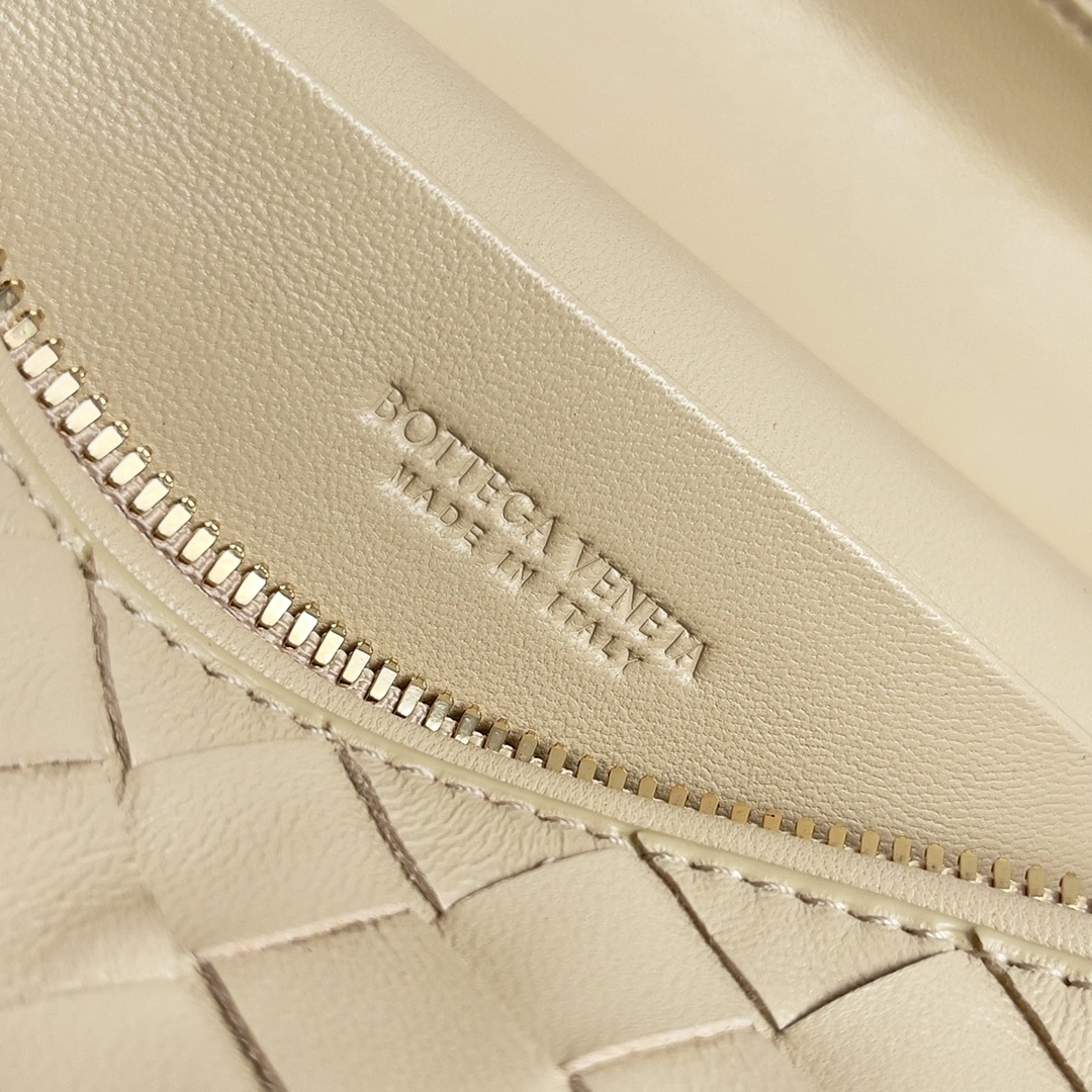 MOMO-- V595t1 789109V3IV19307 high quality version item:D-B063I0929