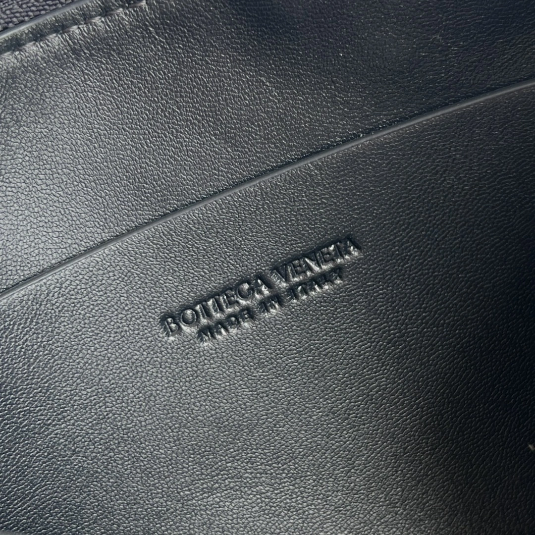 MOMO-- V595t1 794258V5JR08882 high quality version calfskin item:E-B664G1766