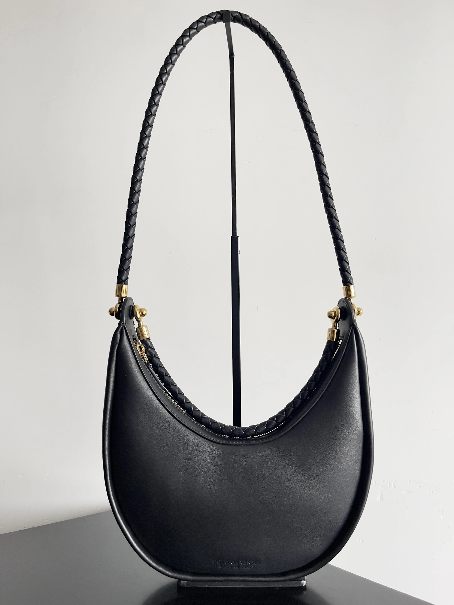 MOMO-- V595t1 794902V3IW11019 high quality version cowhide item:E-B063A0954