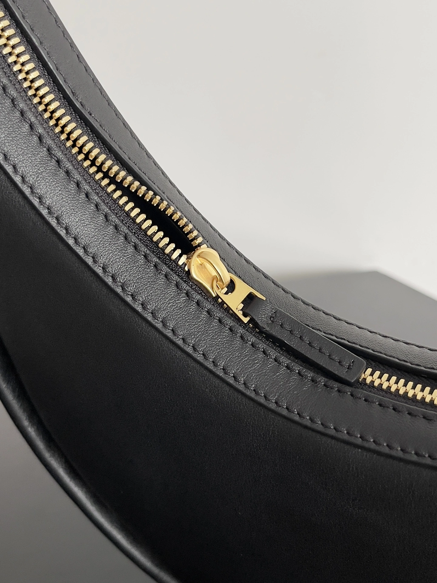 MOMO-- V595t1 794902V3IW11019 high quality version cowhide item:E-B063A0954