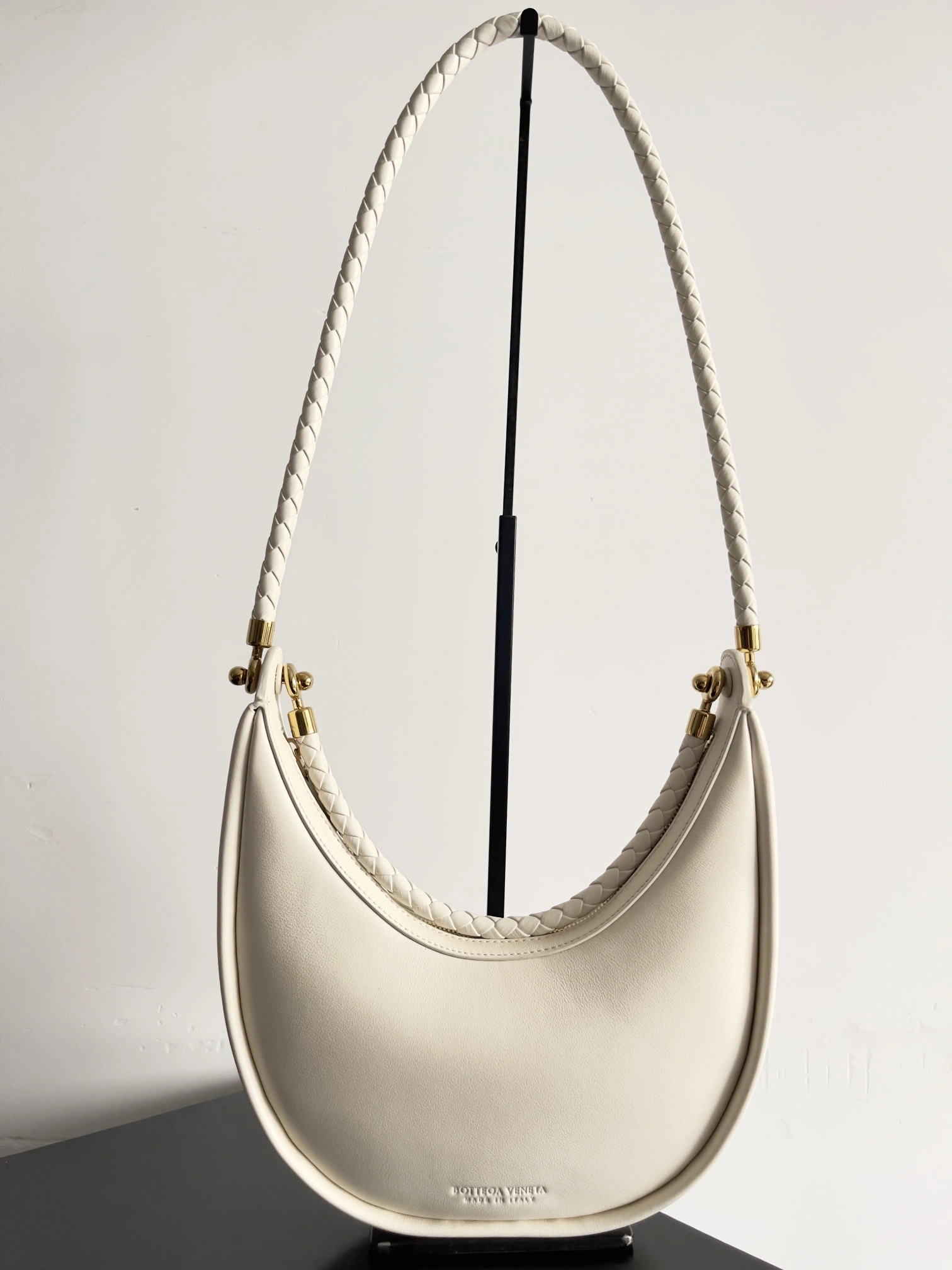 MOMO-- V595t1 794902V3IW19195 high quality version cowhide item:E-B063A0955