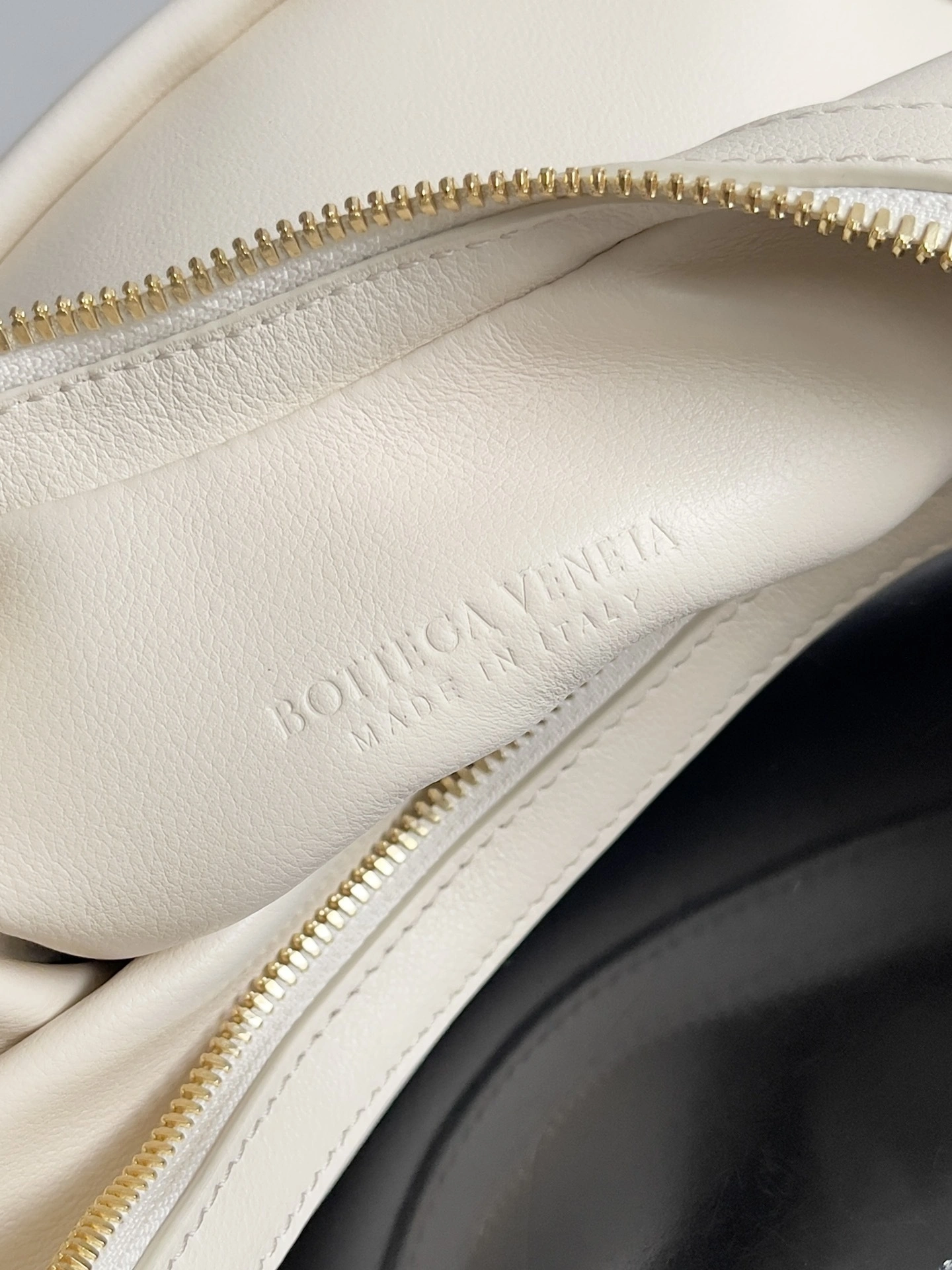 MOMO-- V595t1 794902V3IW19195 high quality version cowhide item:E-B063A0955