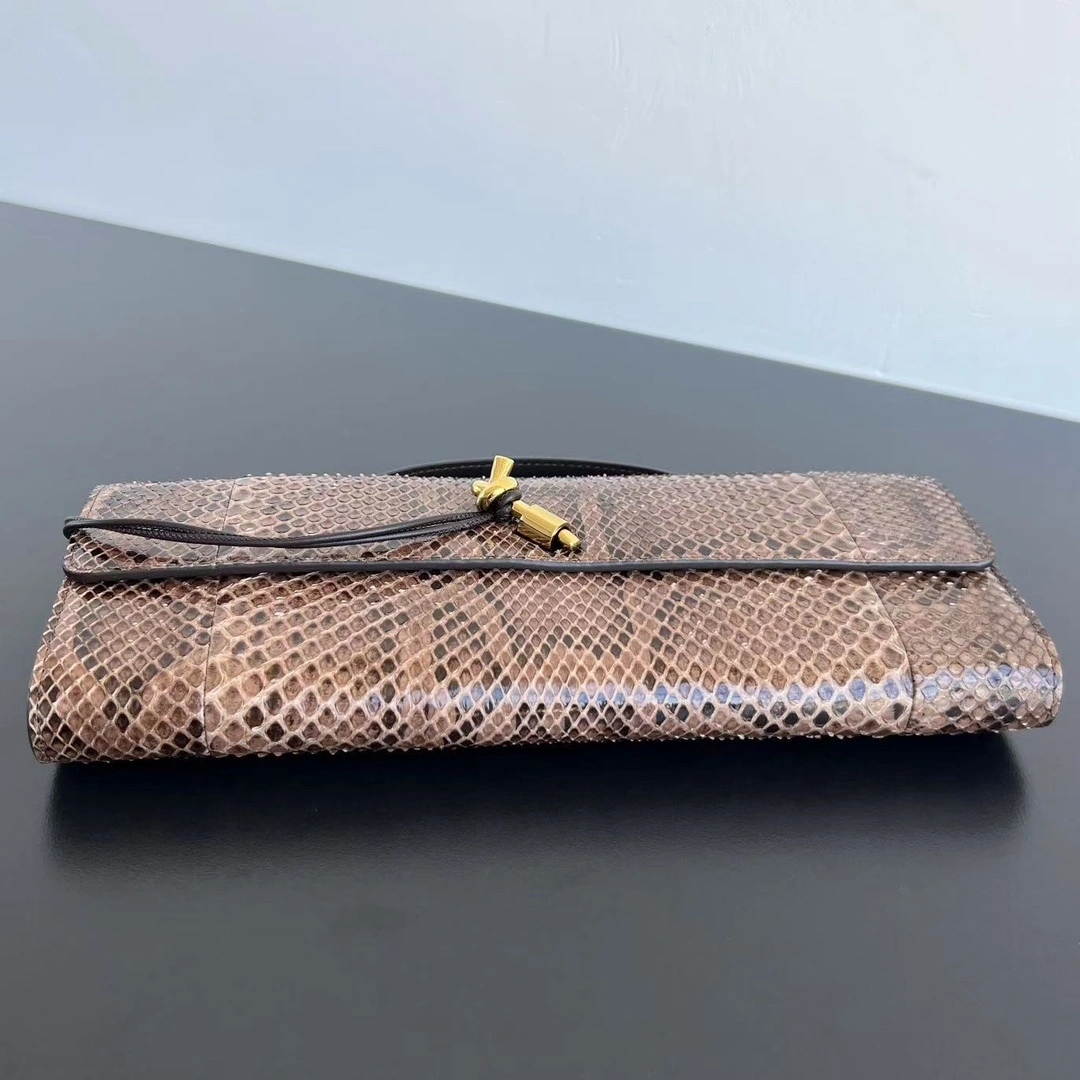 MOMO-- V595t1 794945V4GI28375 high quality version Clutch item:E-B000B2724