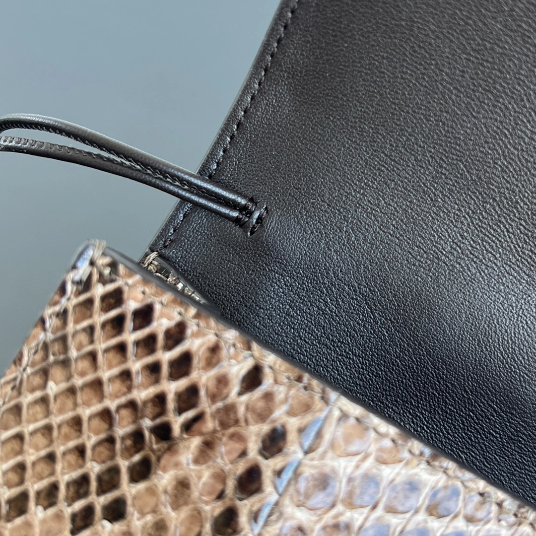 MOMO-- V595t1 794945V4GI28375 high quality version Clutch item:E-B000B2724
