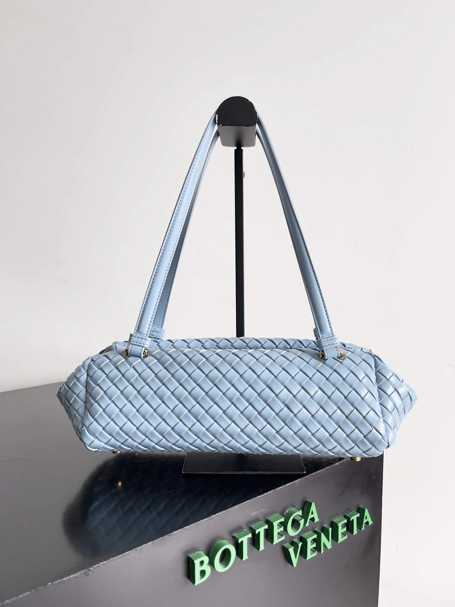MOMO-- V595t1 796258V41B11728 high quality version item:E-B100C1135