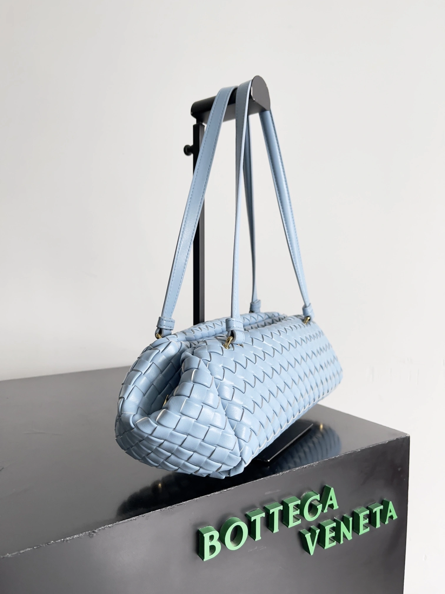 MOMO-- V595t1 796258V41B11728 high quality version item:E-B100C1135