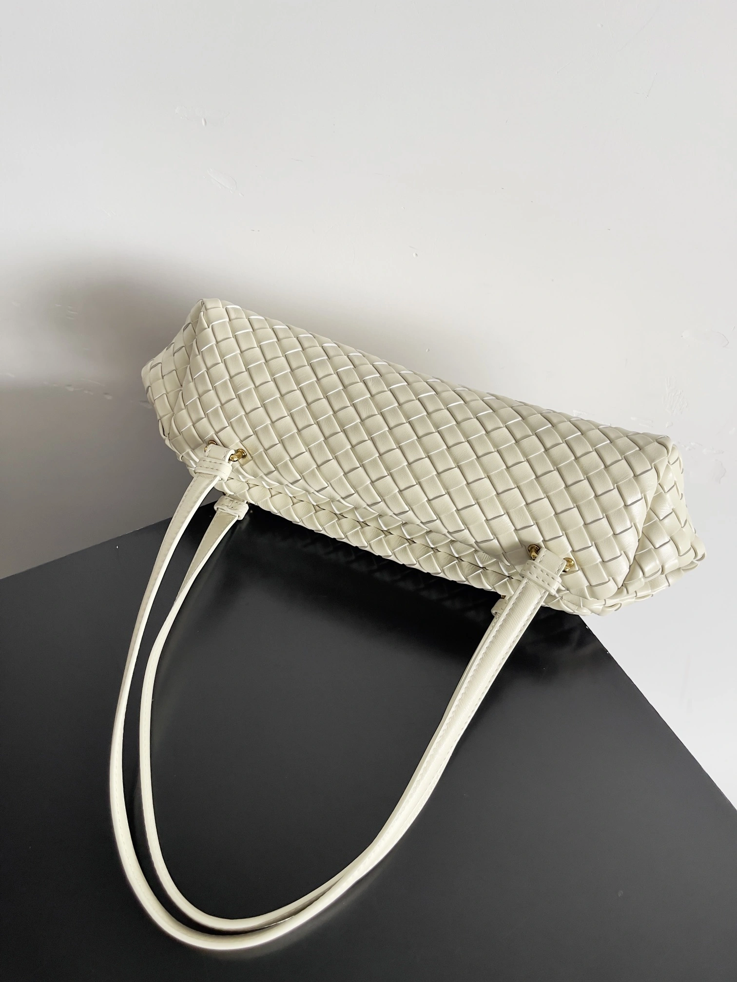 MOMO-- V595t1 796258V41B19195 high quality version item:E-B100C1137