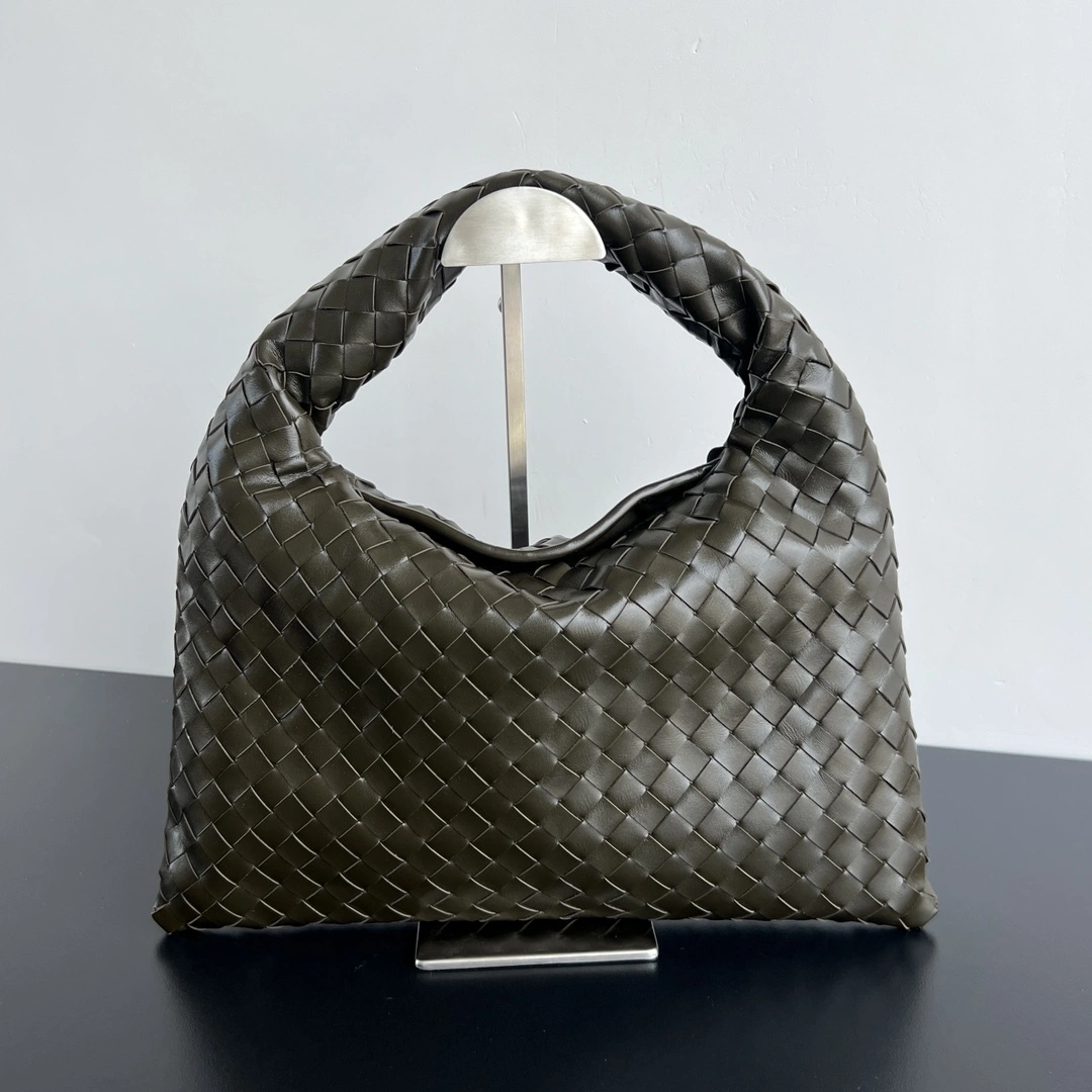 MOMO-- V595t1 796262V3IV13387 high quality version HOP cowhide item:E-B000C0823
