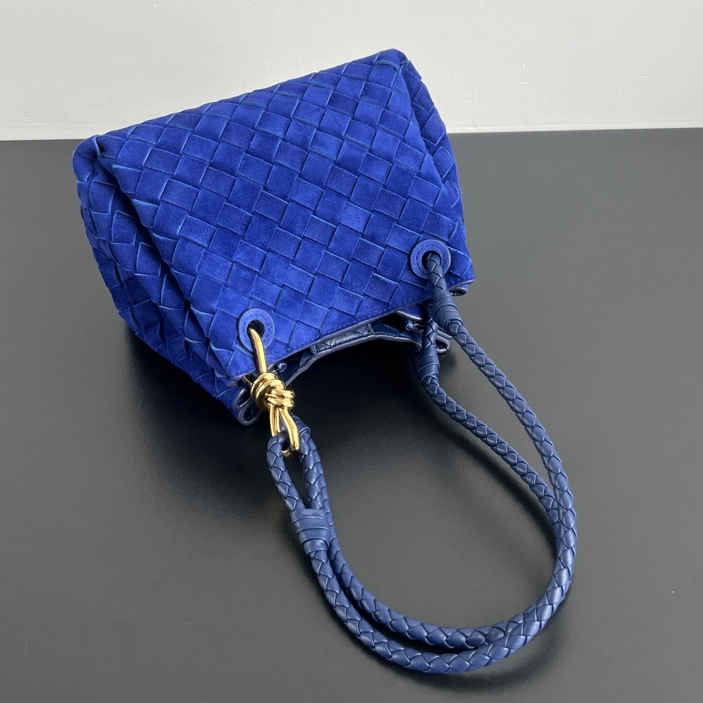 MOMO-- V595t1 796569V5ZZ14300 high quality version intrecciato item:F-B664B0264