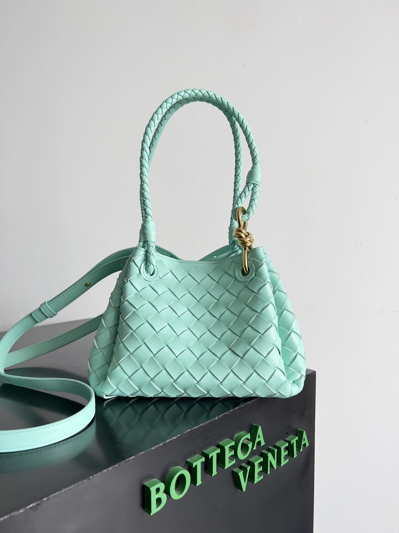 MOMO-- V595t1 796569VCPPT8060 high quality version parachute item:E-B100B2522