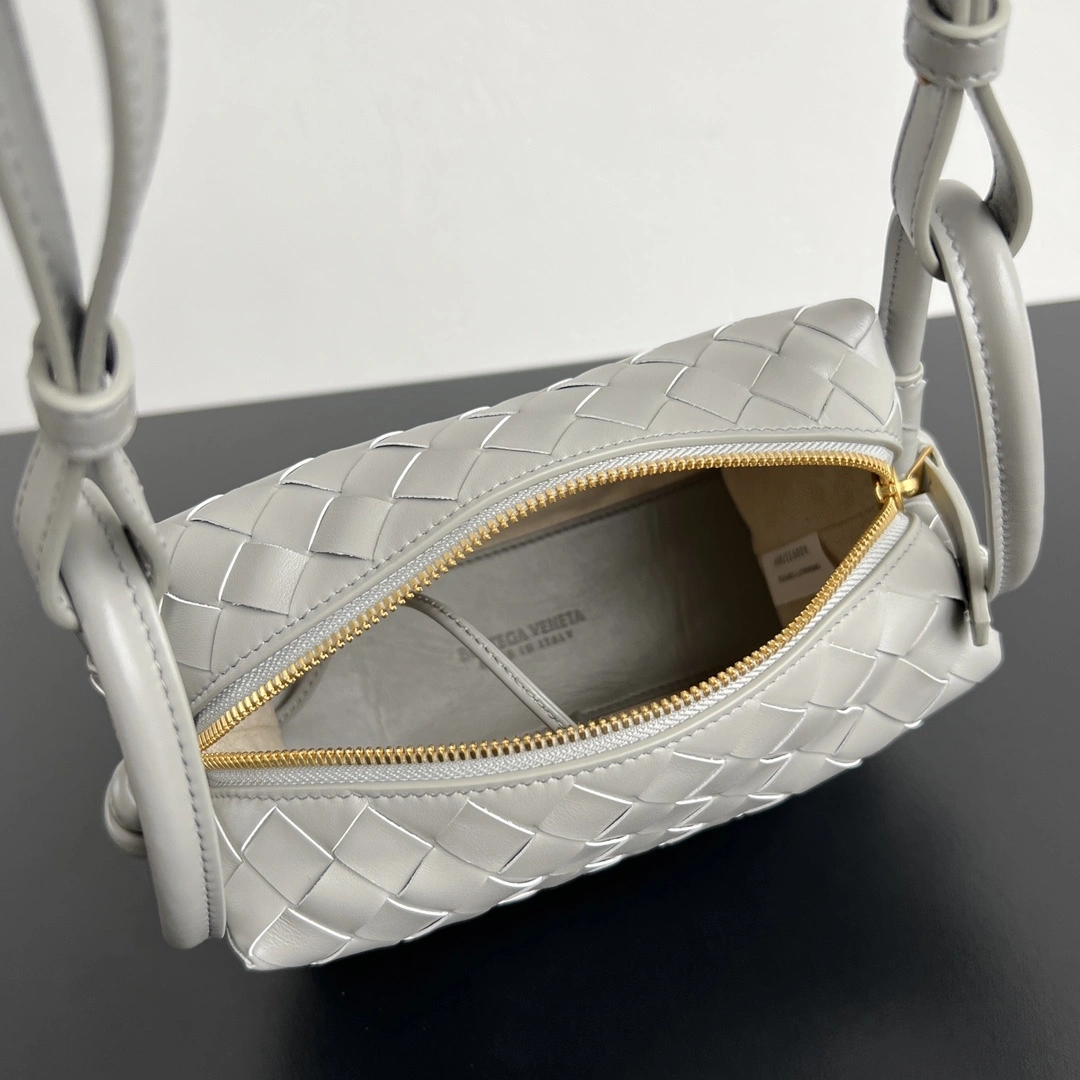 MOMO-- V595t1 796615V2HL11504 high quality version Loop item:E-B479A0932