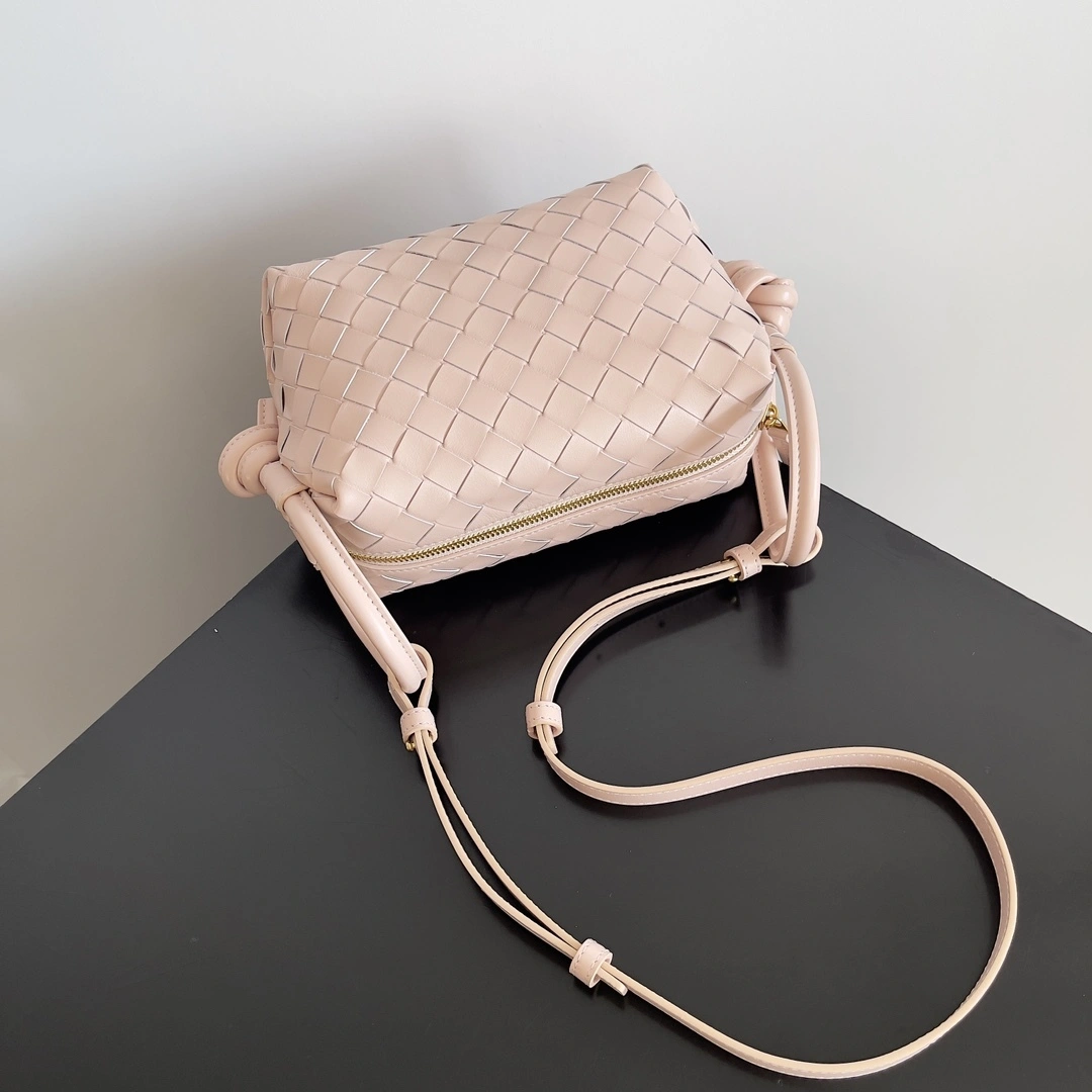 MOMO-- V595t1 796615V2HL16817 high quality version loop item:E-B100B2324