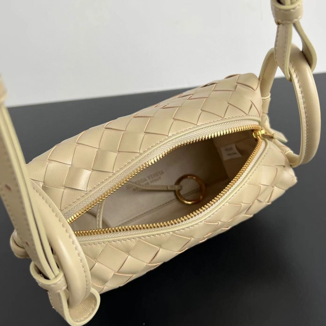 MOMO-- V595t1 796615V2HL19309 high quality version Loop item:E-B479A0933