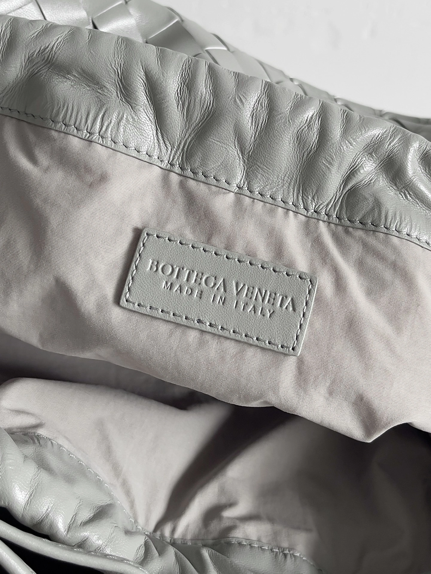 MOMO-- V595t1 796728V3IV11502 high quality version Dustbag item:E-B177I1021