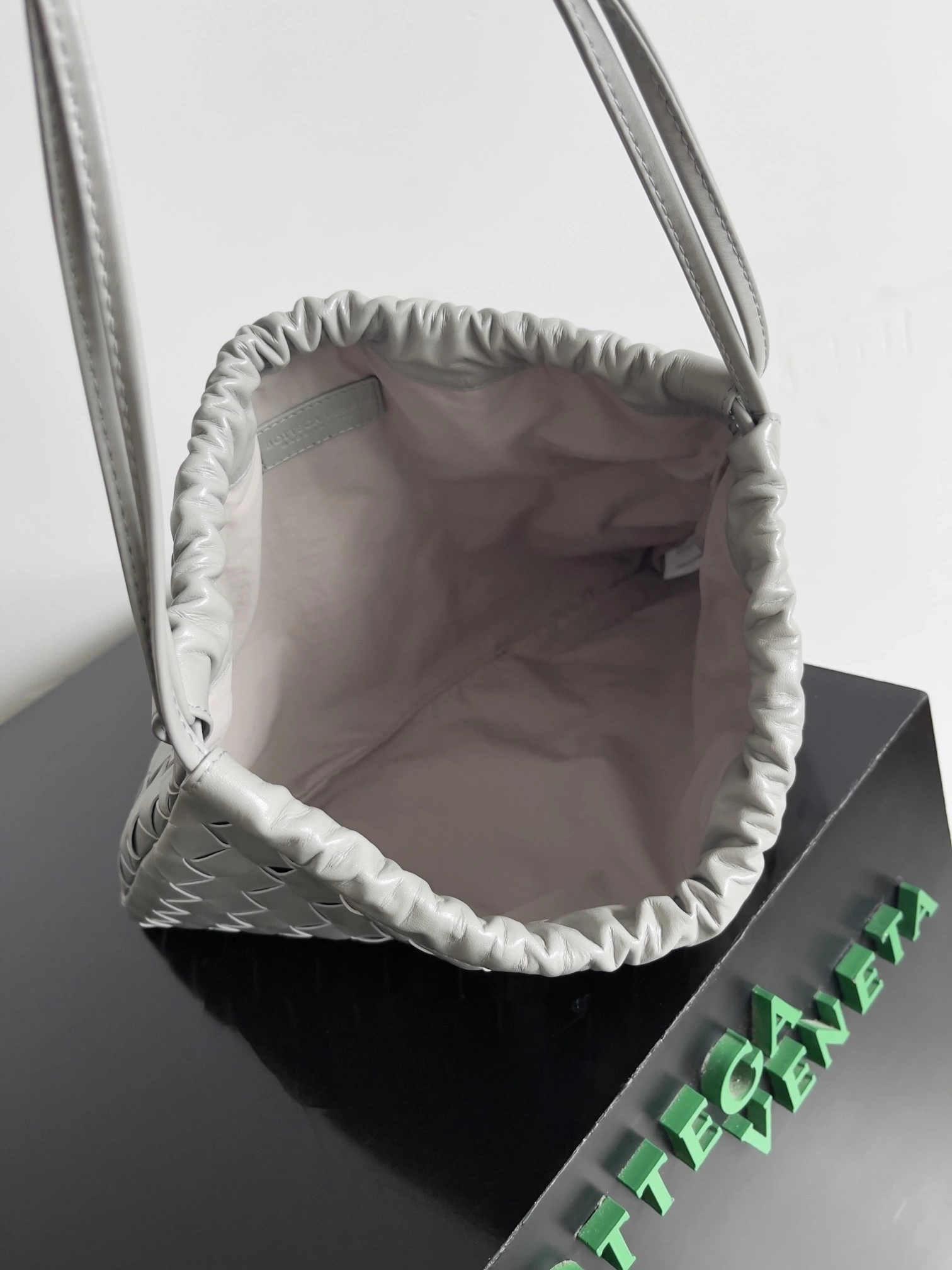 MOMO-- V595t1 796728V3IV11502 high quality version Dustbag item:E-B177I1021