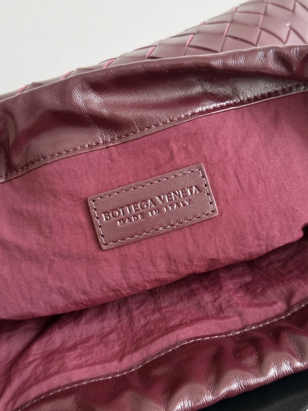 MOMO-- V595t1 796728V3IV12247 high quality version Dustbag item:E-B177I1019