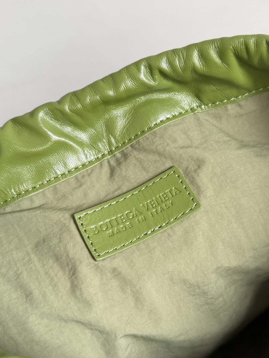 MOMO-- V595t1 796728V3IV12488 high quality version Dustbag item:E-B177I1023