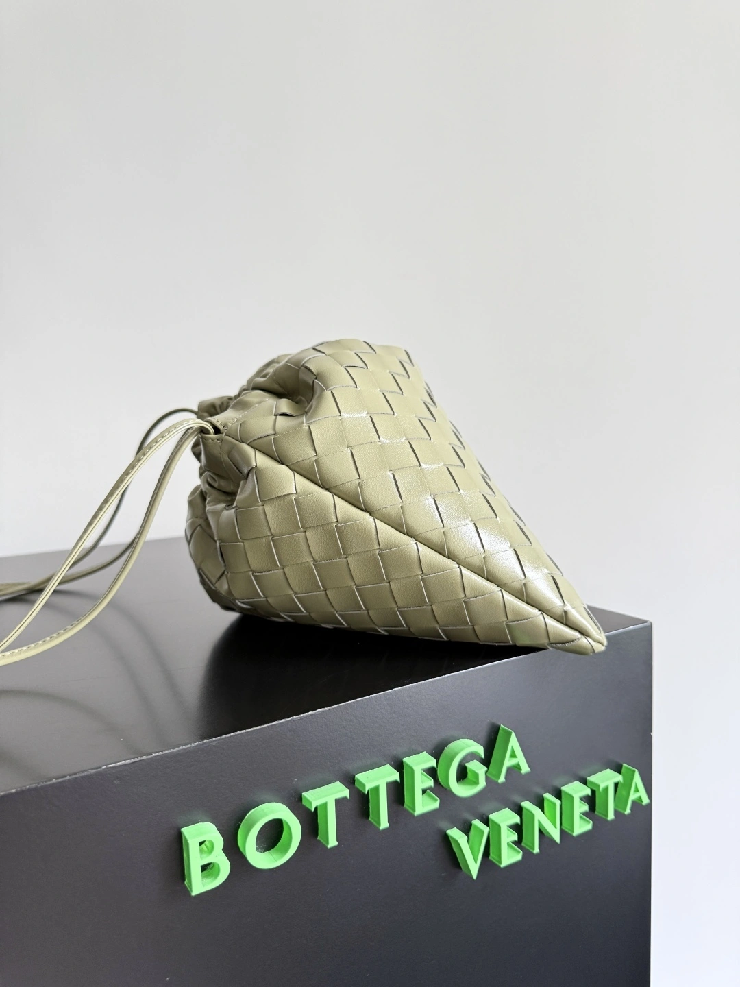 MOMO-- V595t1 796728V3IV12916 high quality version Dustbag item:E-B177I1020