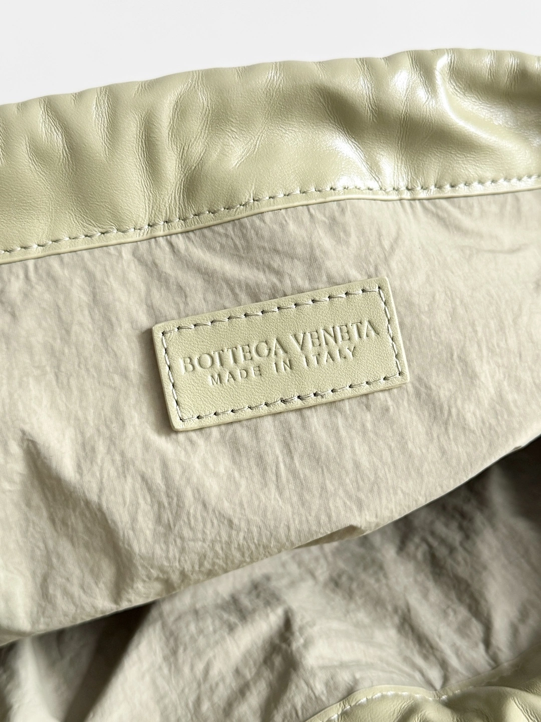 MOMO-- V595t1 796728V3IV12916 high quality version Dustbag item:E-B177I1020