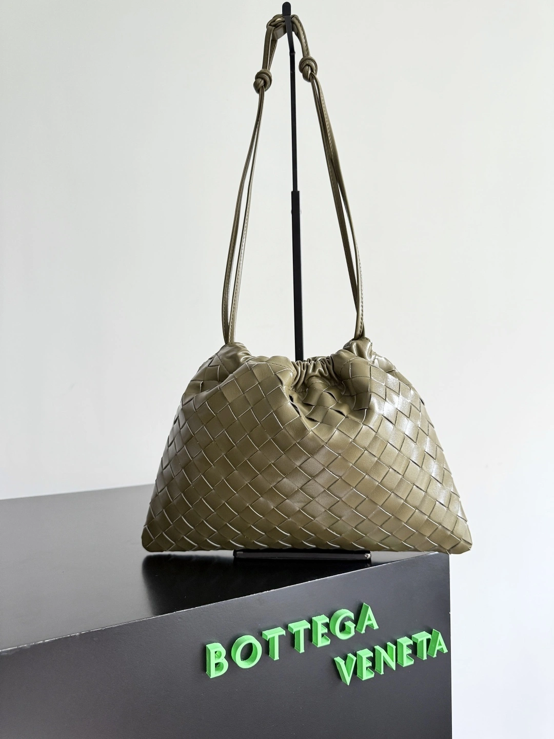 MOMO-- V595t1 796728V3IV12933 high quality version Dustbag item:E-B177I1017