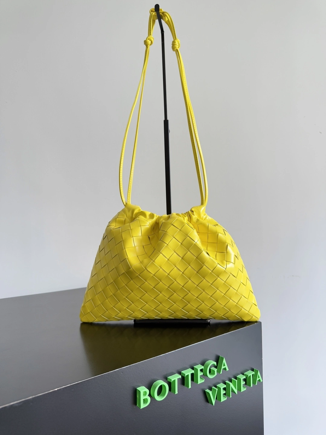 MOMO-- V595t1 796728V3IV17184 high quality version Dustbag item:E-B177I1016