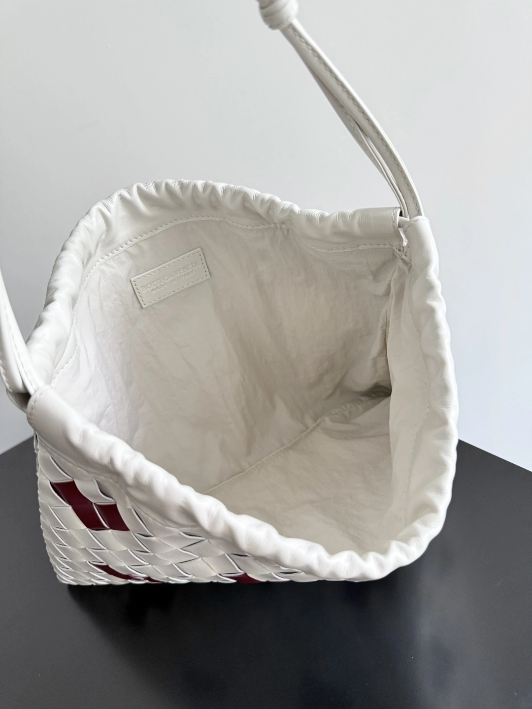 MOMO-- V595t1 796728V57O19140 high quality version Dustbag item:E-B177I1024