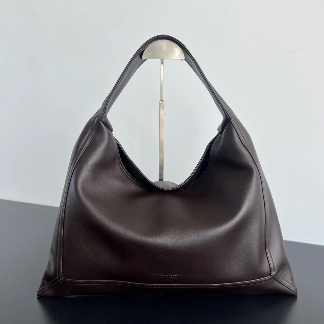 MOMO-- V595t1 803977V4O902190 high quality version Hop Calfskin item:E-B134A0929