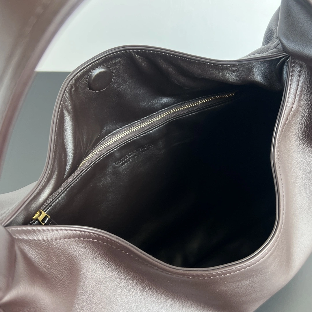 MOMO-- V595t1 803977V4O902190 high quality version Hop Calfskin item:E-B134A0929