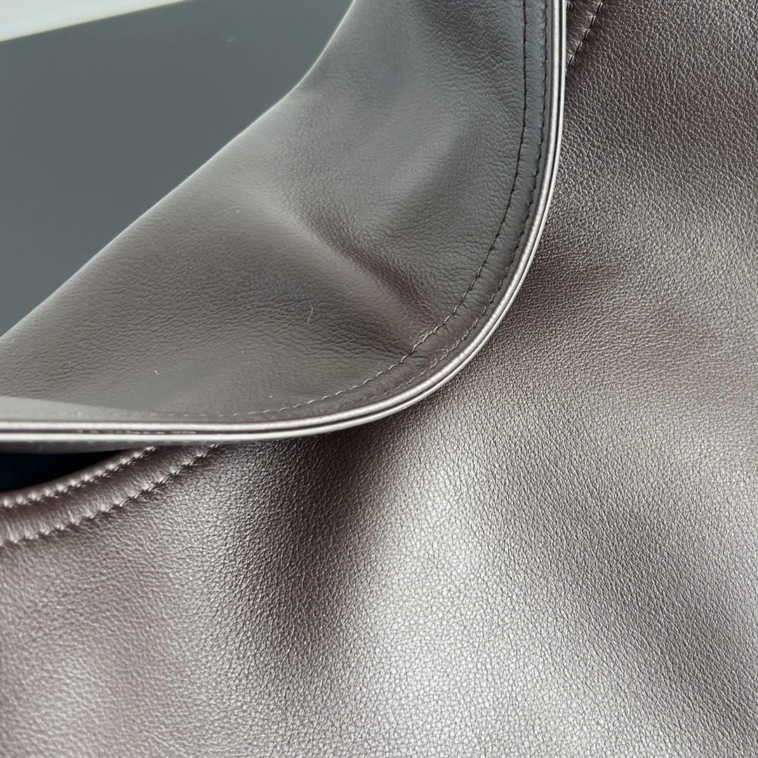MOMO-- V595t1 803977V4O902190 high quality version Hop Calfskin item:E-B134A0929