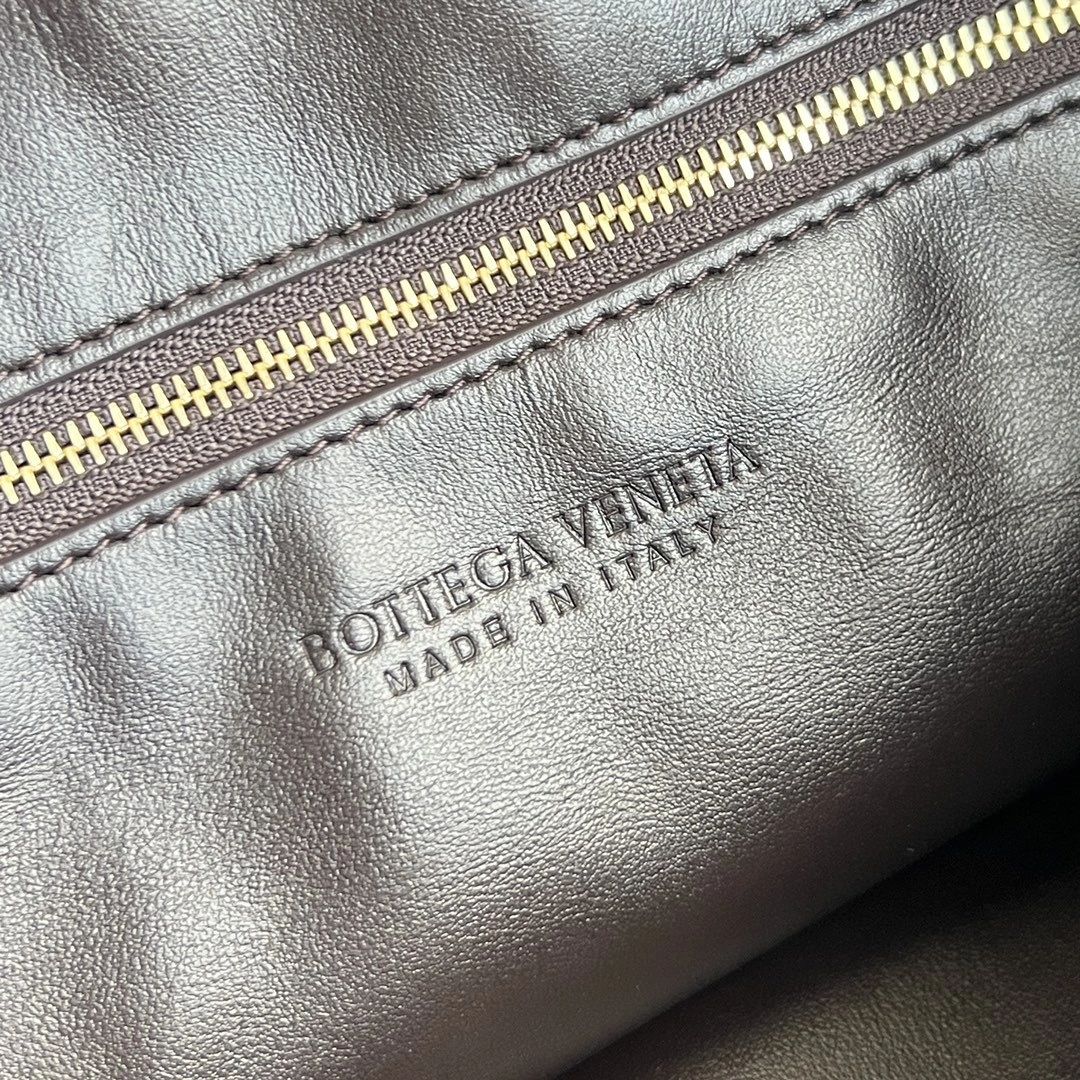 MOMO-- V595t1 803977V4O902190 high quality version Hop Calfskin item:E-B134A0929