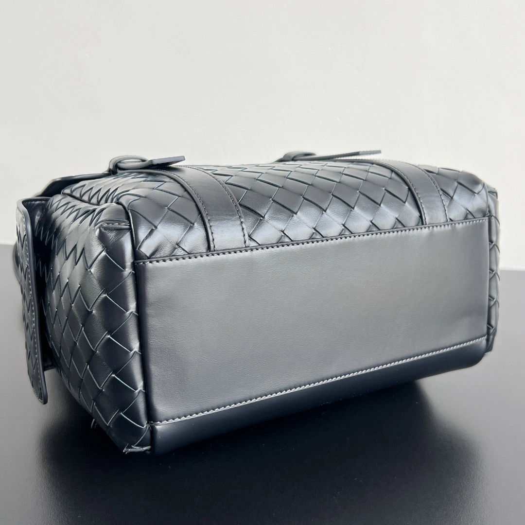 MOMO-- V595t1 805971V2HL12077 high quality version Calfskin item:E-B664G1774
