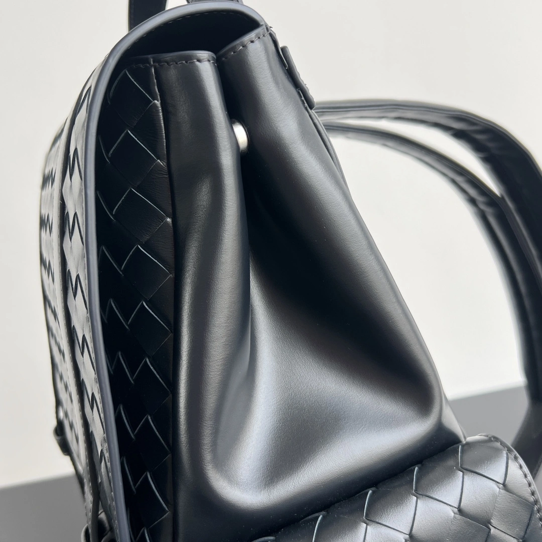 MOMO-- V595t1 805971V2HL12077 high quality version Calfskin item:E-B664G1774