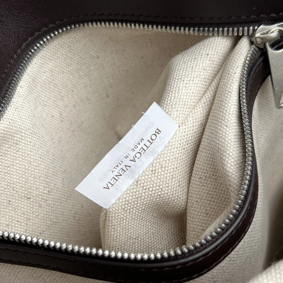 MOMO-- V595t1 805971V2HL12145 high quality version Calfskin item:E-B664G1775