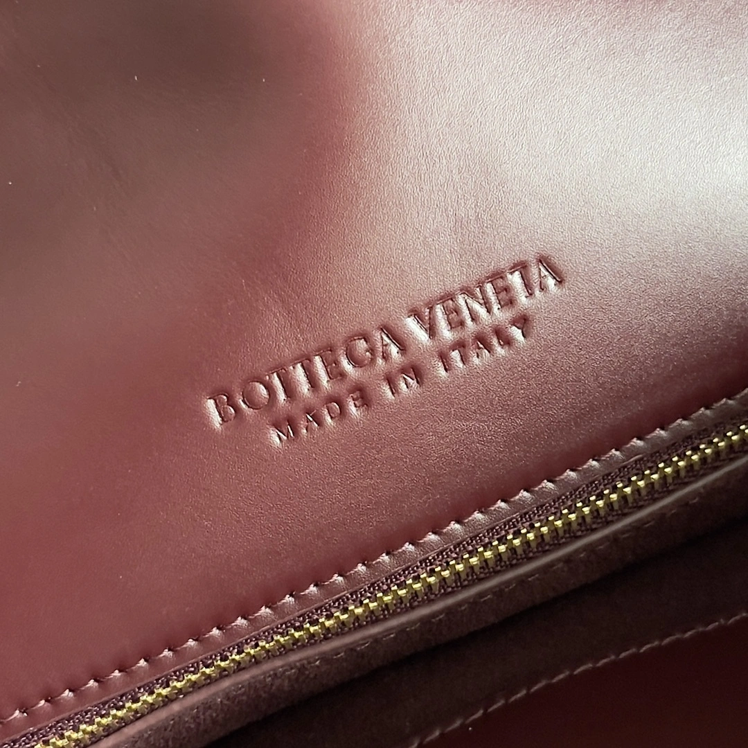 MOMO-- V595t1 806034V4SJ12250 high quality version item:E-B225A0941