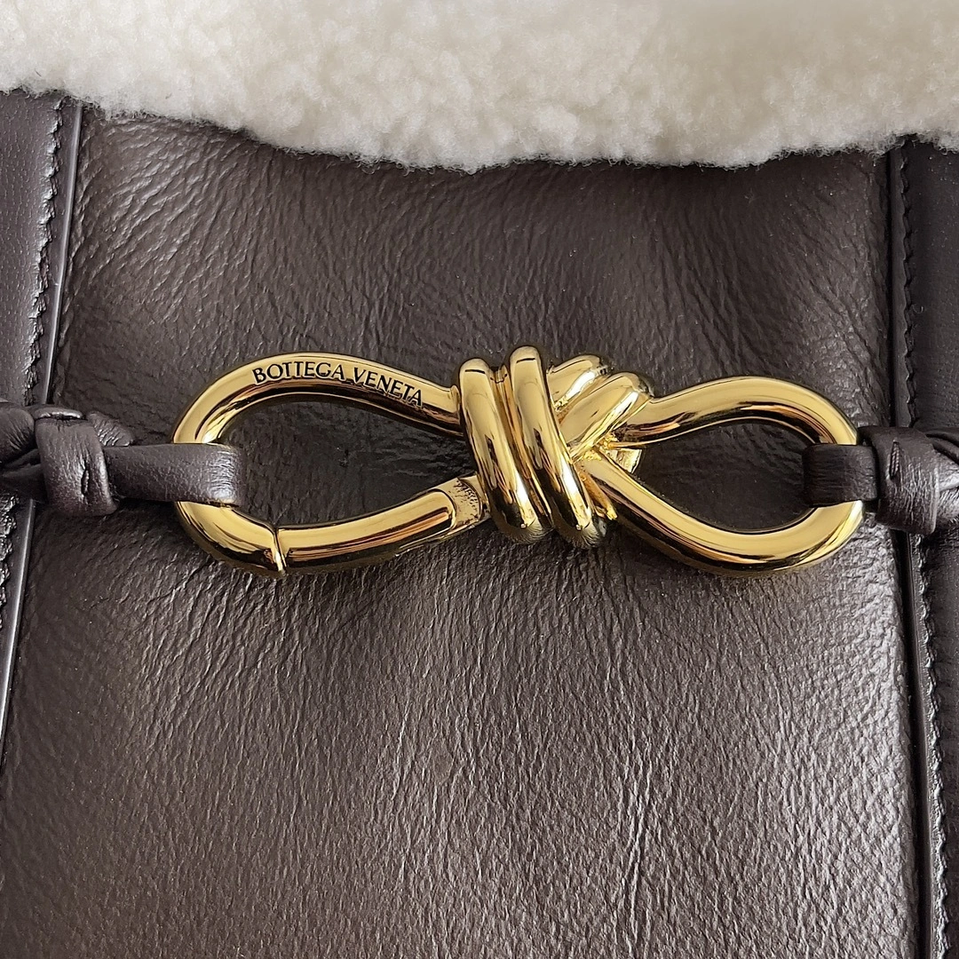 MOMO-- V595t1 806088V2GR32055 high quality version wool ANDIAMO item:E-B100B2548
