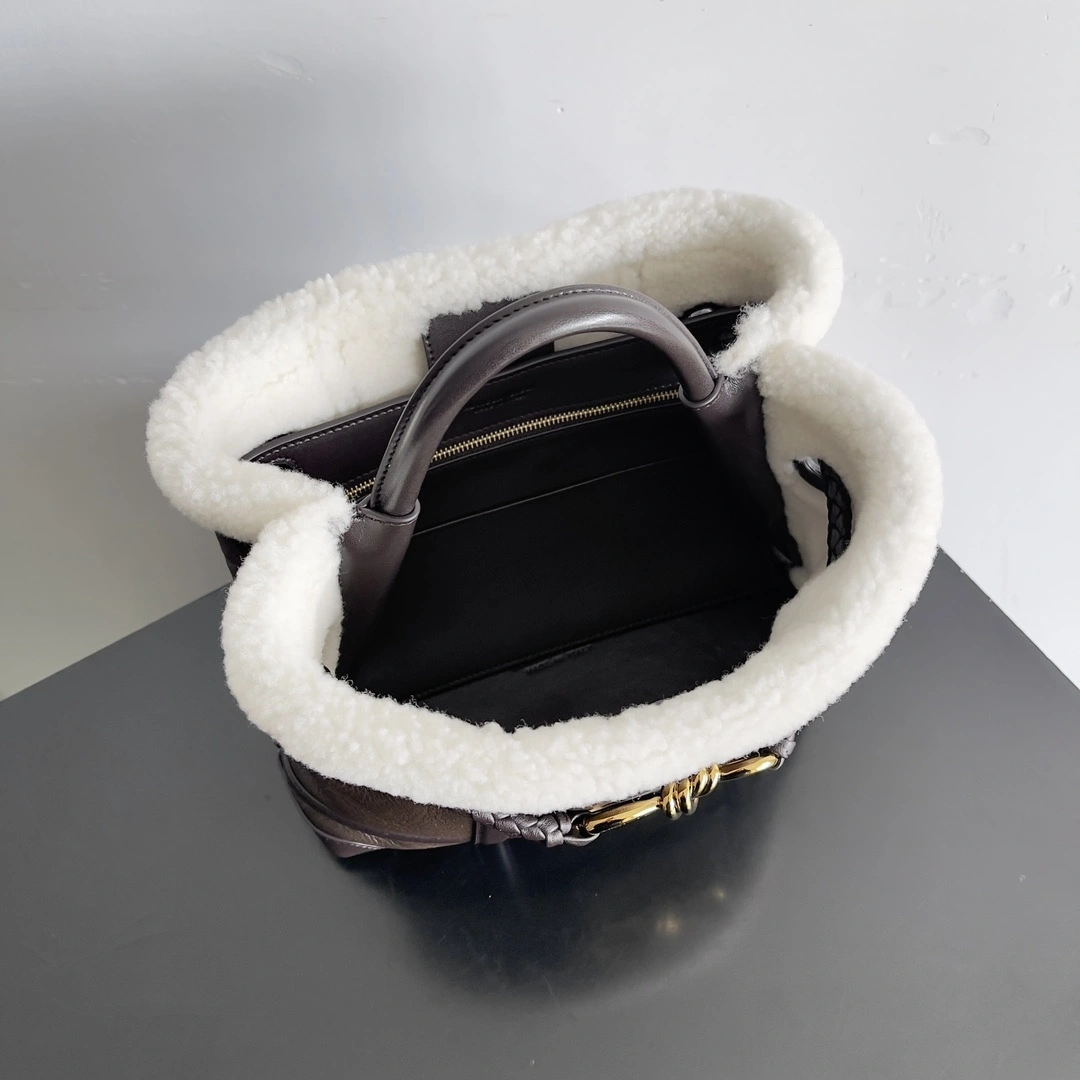 MOMO-- V595t1 806088V2GR32055 high quality version wool ANDIAMO item:E-B100B2548