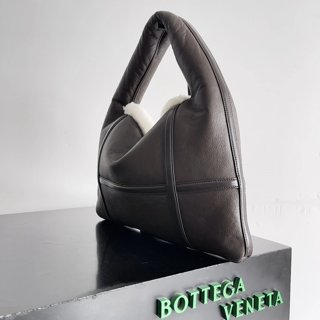 MOMO-- V595t1 806093V2GR22055 high quality version sheepskin HOP item:E-B100B2547