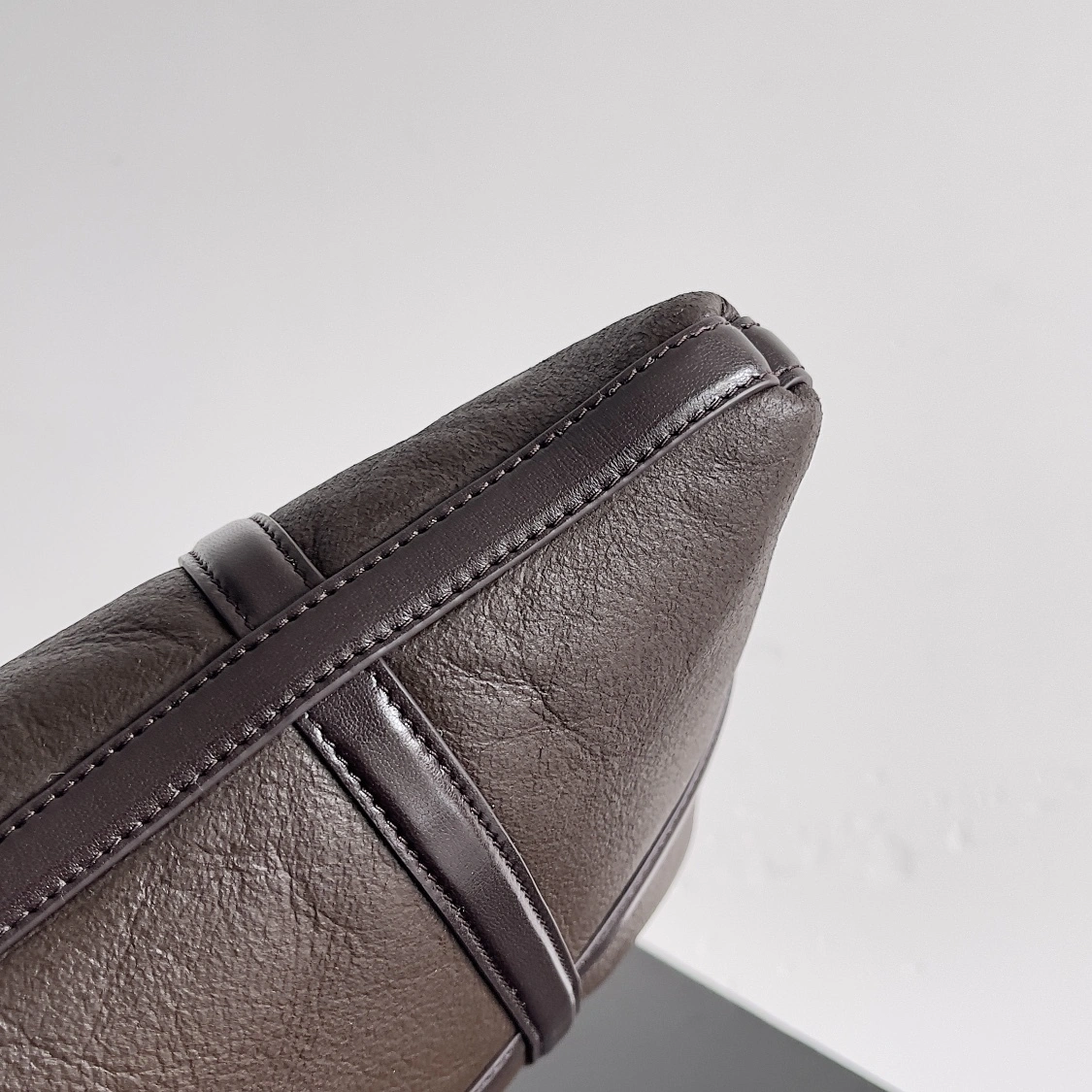 MOMO-- V595t1 806093V2GR22055 high quality version sheepskin HOP item:E-B100B2547